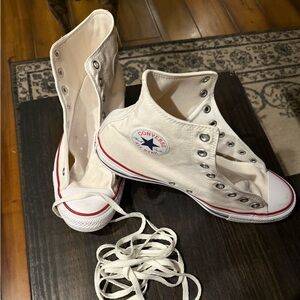 Men’s 10-1/2 white high top Chuck Taylor All Star’s - Converse